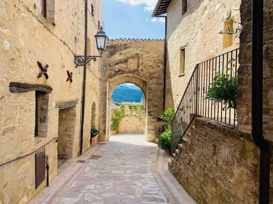Il Borgo Di Olive Hotel Sismano Exterior photo