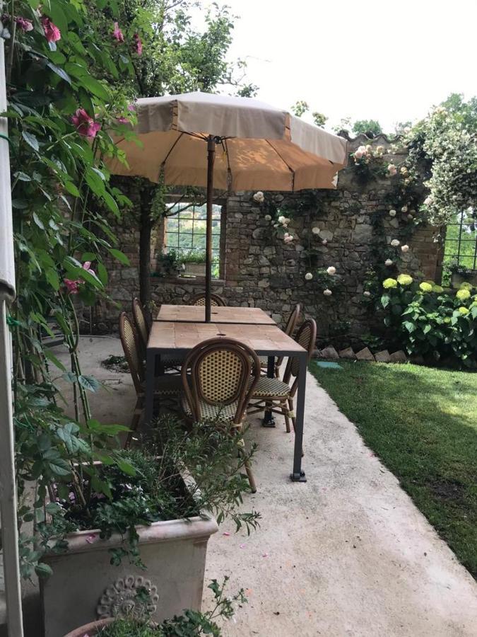 Il Borgo Di Olive Hotel Sismano Exterior photo